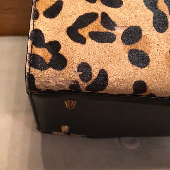 Koret Leopard Purse - Picture 13 of 15